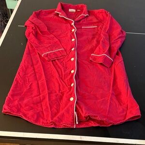 LL Bean Women’s Red Button-Up Nightshirt size medium